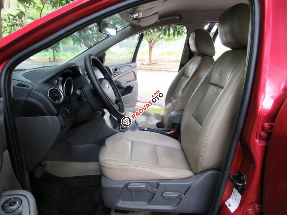 Bán Ford Focus đời 2010, màu đỏ, số tự động, giá 335tr-8