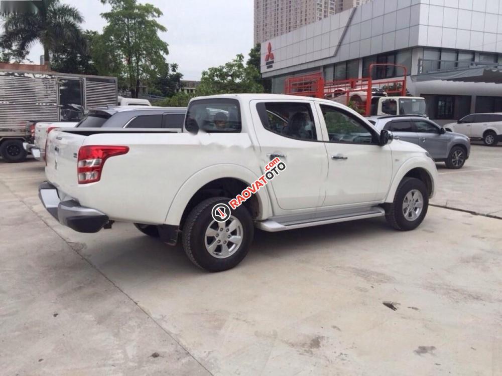 Bán Mitsubishi Triton đời 2017, màu trắng, nhập khẩu nguyên chiếc, giá tốt-2