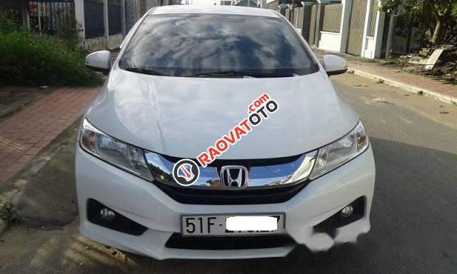 Cần bán lại xe Honda City đời 2015, màu trắng số tự động-0