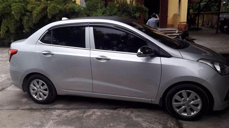 Cần bán lại xe Hyundai Grand i10 1.2MT đời 2017, màu bạc, 352 triệu-5