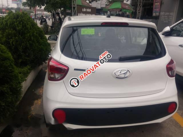 Bán xe Hyundai Grand i10 1.0 MT 2017, màu trắng, 353tr-1