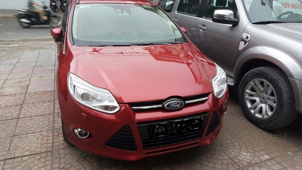 Bán xe Ford Focus đời 2014, màu đỏ, xe nhập, 586tr-2