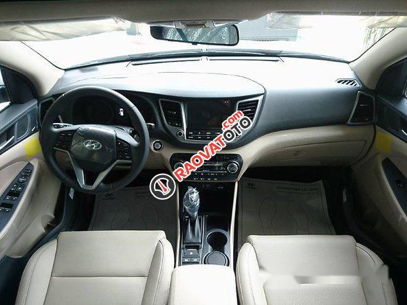 Cần bán Hyundai Tucson đời 2017, màu trắng giá cạnh tranh-4