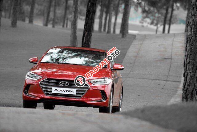 Hyundai Elantra 2017, màu bạc, nhập khẩu, Lh: 0902965732 - Hữu Hân-2