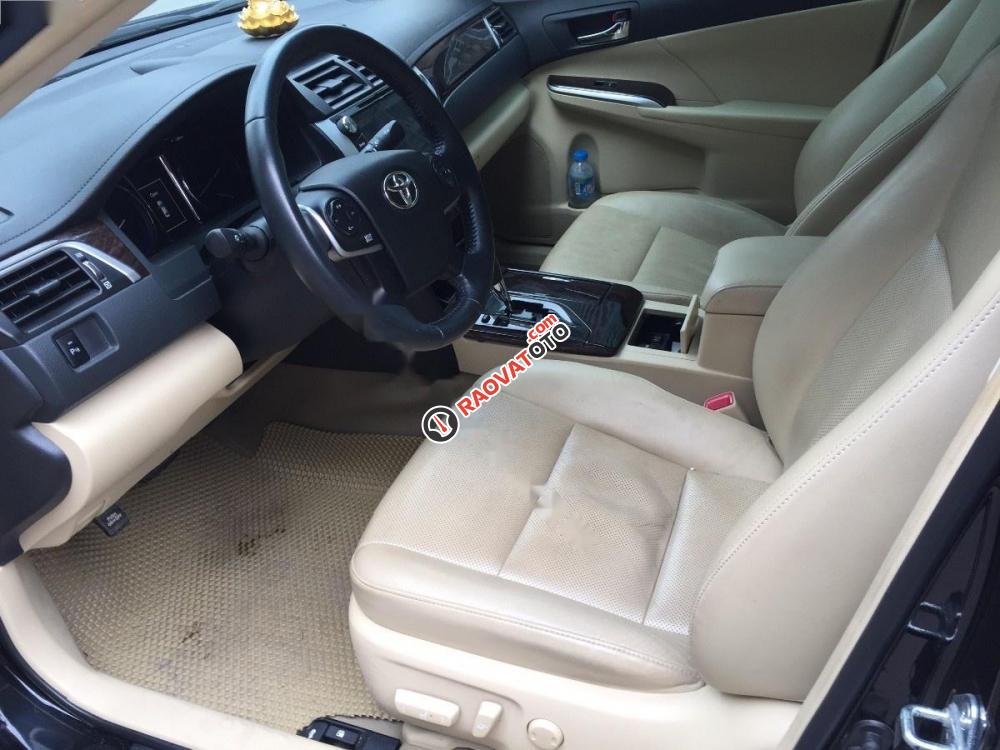 Cần bán lại xe Toyota Camry 2.0E đời 2015, màu đen-5