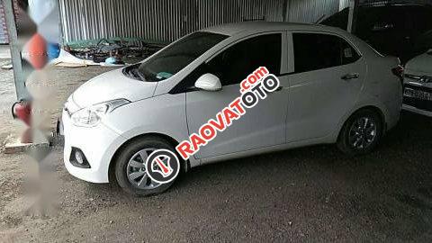 Bán xe Hyundai Grand i10 đời 2016, màu trắng-1