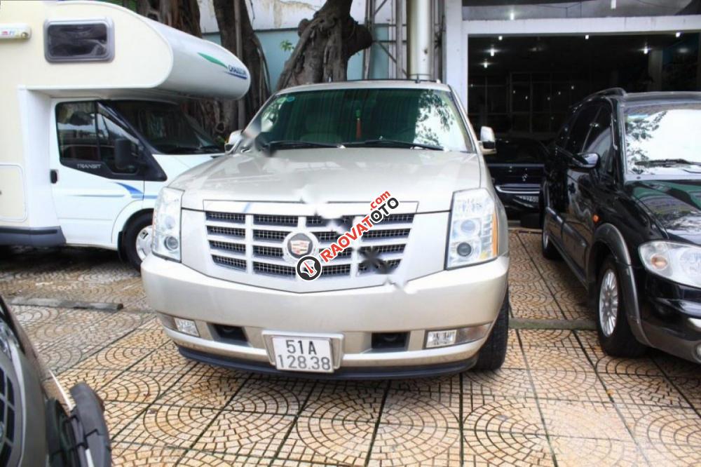 Bán Cadillac Escalade 6.2 V8 đời 2007, màu trắng, xe nhập-1