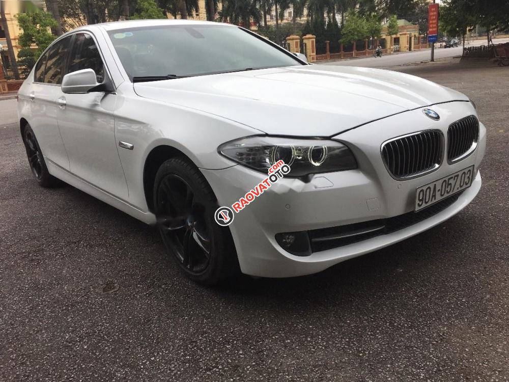 Bán ô tô BMW 5 Series 523i đời 2011, màu trắng, xe nhập-9