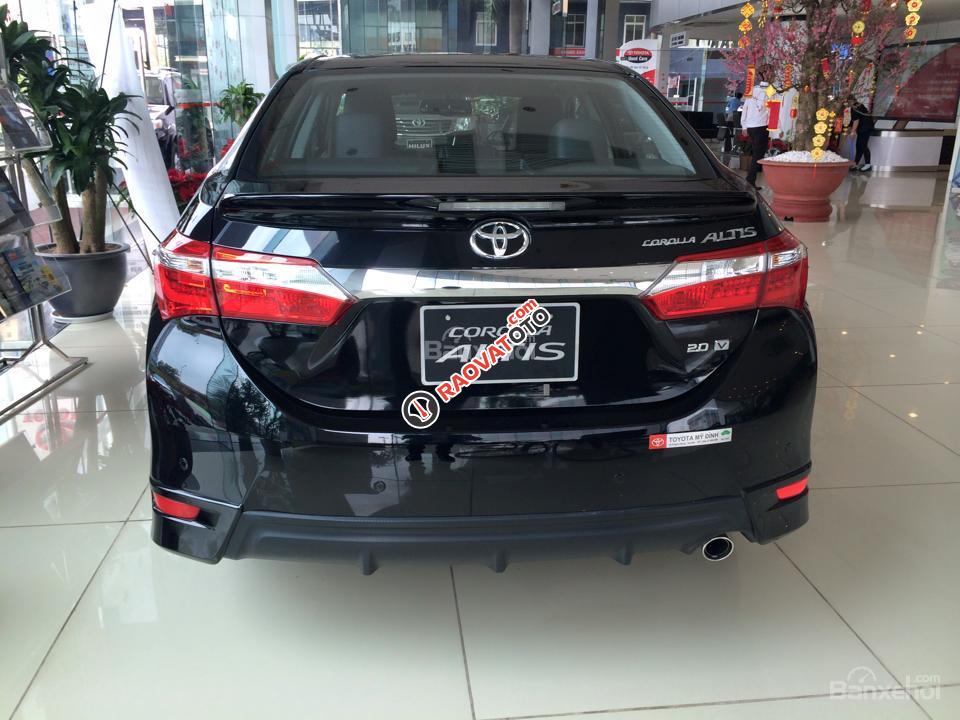 Bán ô tô Toyota Corolla Altis 1.8G (CVT) năm 2018, màu đen, tặng gói hỗ trợ trị giá 30 triệu, LH em Hùng 0911.404.101-3