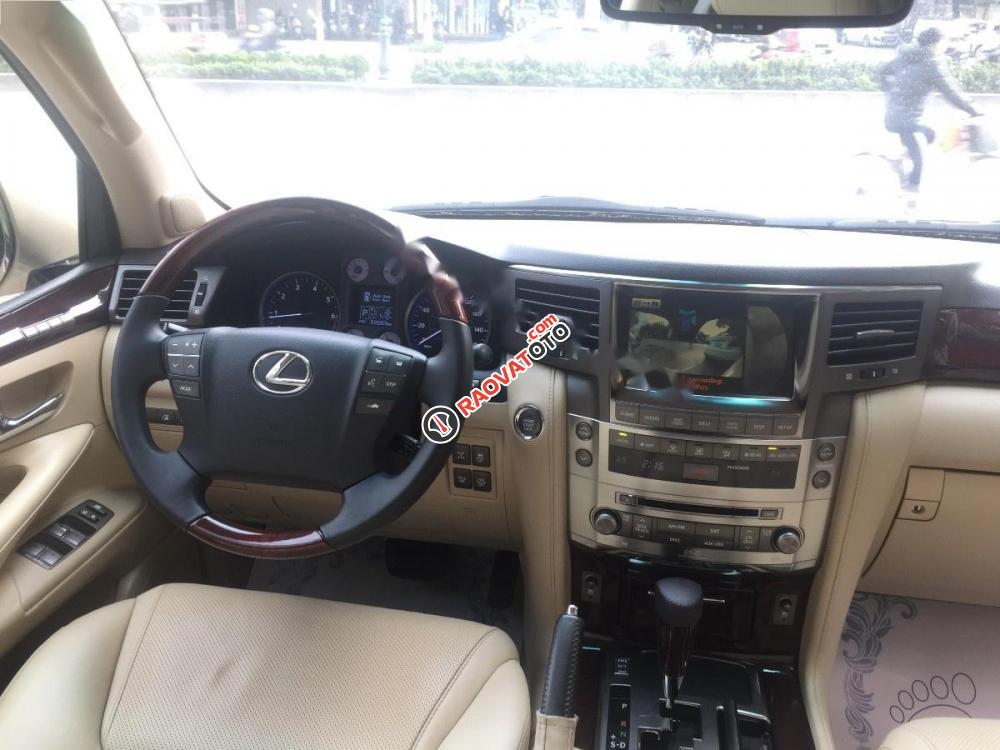 Bán Lexus LX 570 đời 2010, màu vàng, nhập khẩu nguyên chiếc-5