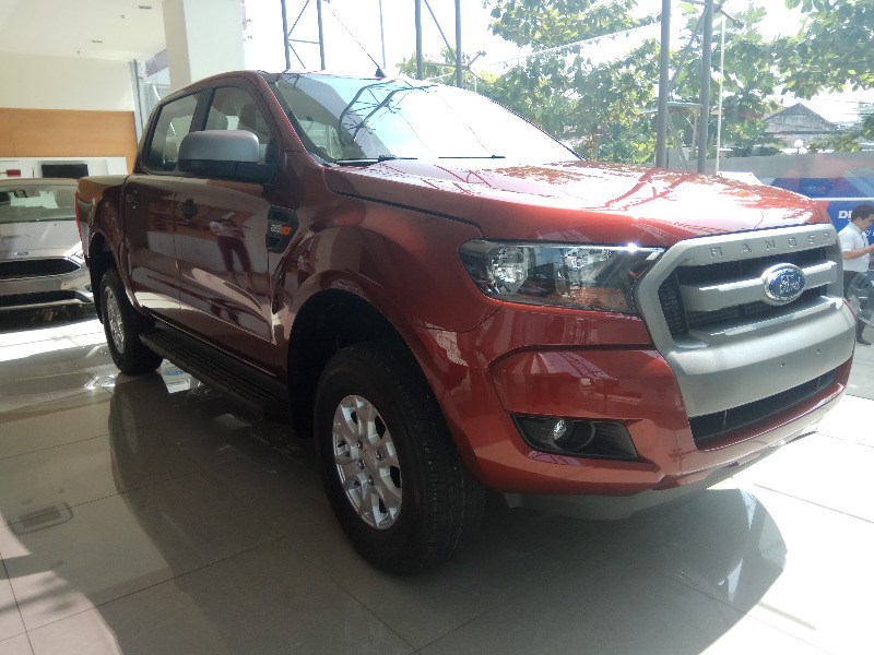 Bán xe Ford Ranger đời 2017, màu đỏ, nhập khẩu nguyên chiếc, 645 triệu-3