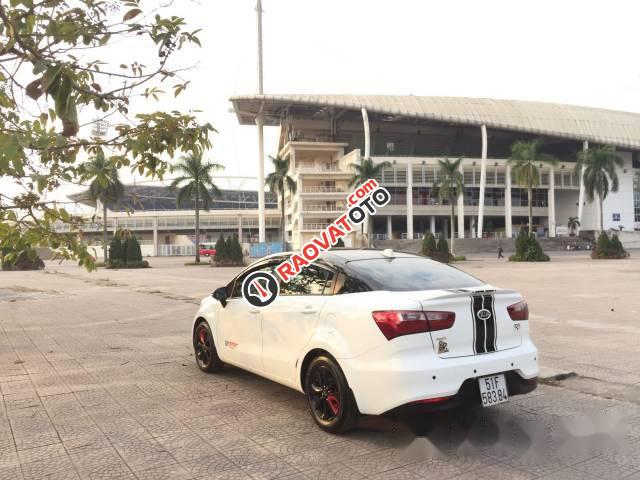 Cần bán Kia Rio sản xuất 2015, hai màu, giá tốt-2