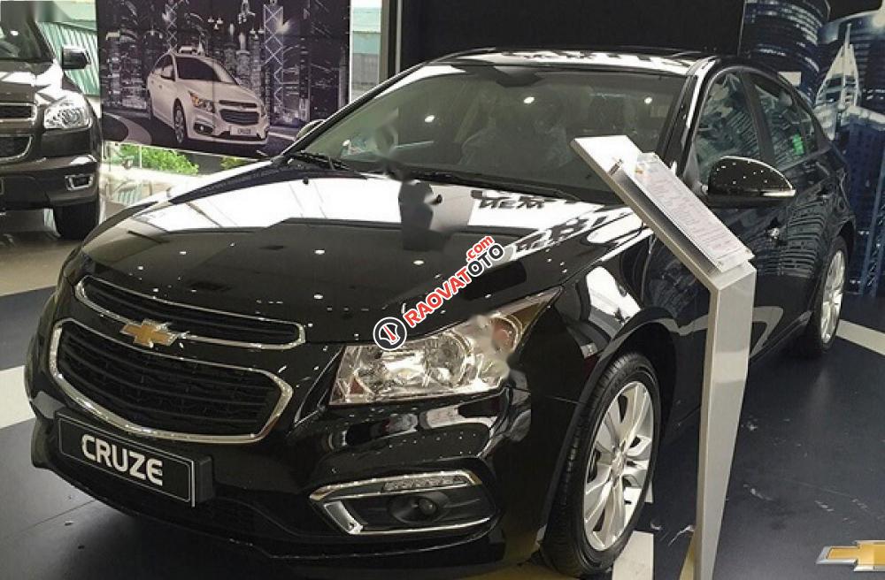 Bán xe Chevrolet Cruze LT 1.6L năm 2017, màu đen -1