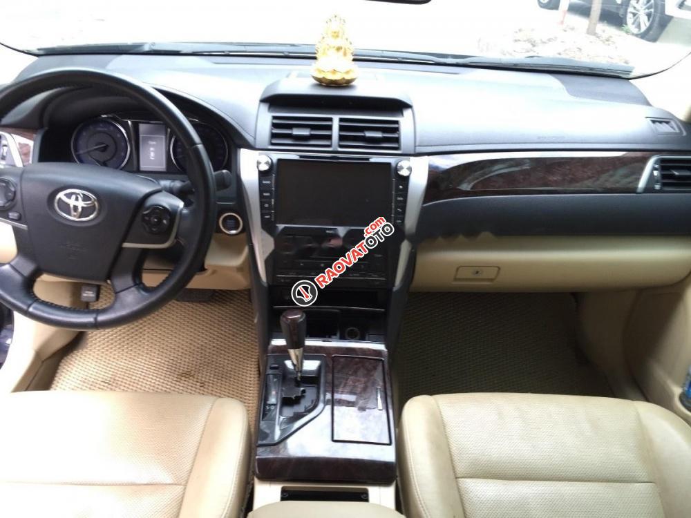 Cần bán lại xe Toyota Camry 2.0E đời 2015, màu đen-6