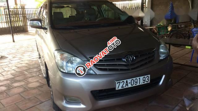 Bán Toyota Innova đời 2010, màu bạc -4
