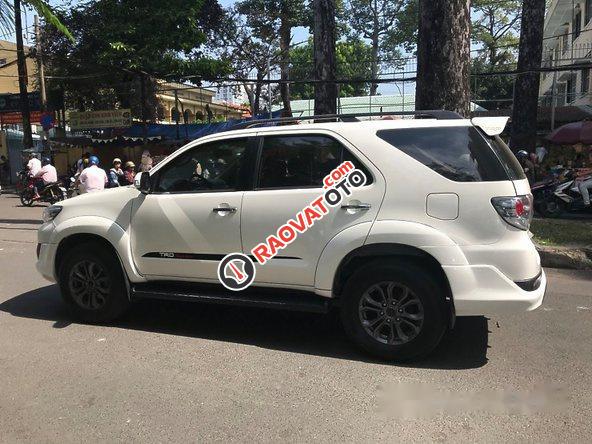 Bán xe Toyota Fortuner 2.7AT đời 2015, màu trắng-3