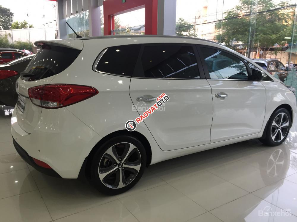 Bán xe Kia Rondo, số sàn, xe mới 2017, cam kết giá tốt nhất TP HCM hiện nay và nhiều quà tặng, gọi ngay 0906.969.445-3