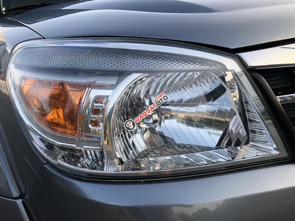 Cần bán Ford Everest AT năm 2010, màu xám -5