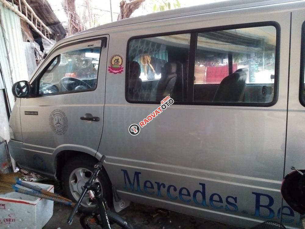 Bán Mercedes đời 2004, màu bạc chính chủ giá cạnh tranh-1