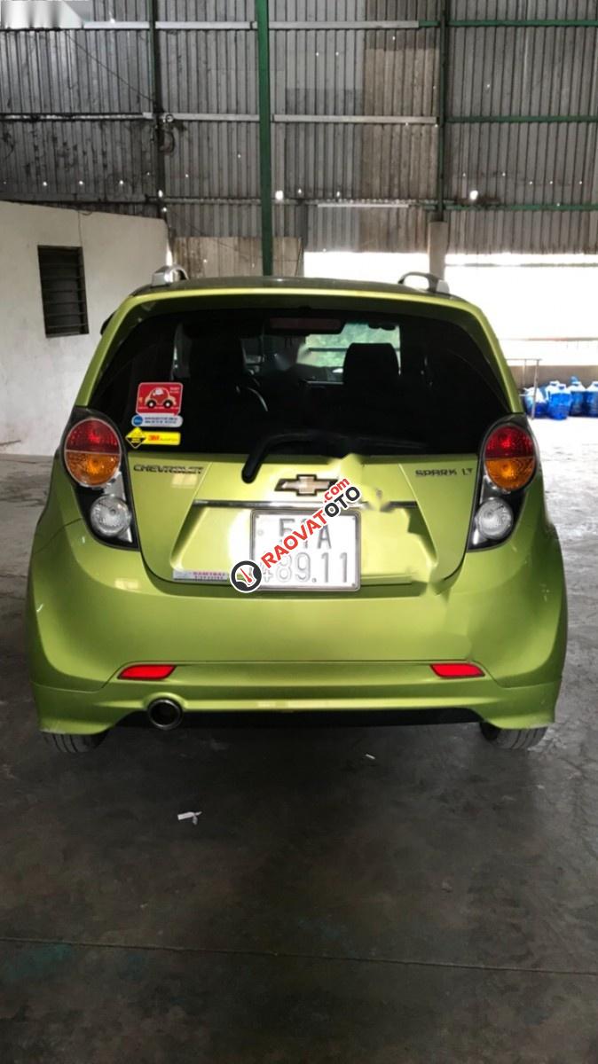 Cần bán xe Chevrolet Spark 1.2 LT đời 2013, xe gia đình-4