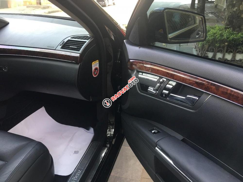 Cần bán gấp Mercedes S300 đời 2011, màu đen, xe nhập còn mới-6