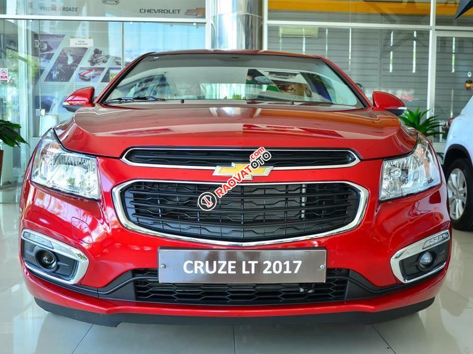 Giá xe Cruze 2017 số sàn, màu đỏ, vay đến 100% giá xe - chỉ 60tr nhận xe ngay-4