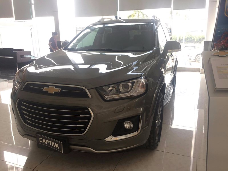 Bán Chevrolet Captiva đời 2017, xe nhập, 879tr-1