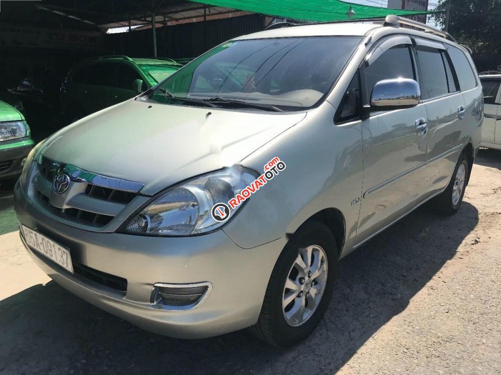 Bán Toyota Innova G đời 2008, màu bạc, xe gia đình-2