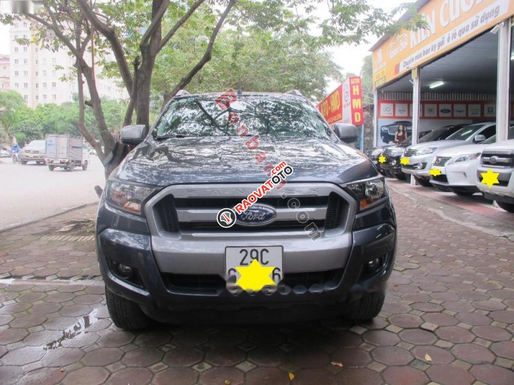 Bán Ford Ranger XLS 2.2L 4x2 AT đời 2016, màu xanh lam, nhập khẩu  -0