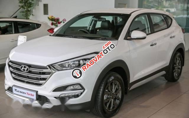 Bán xe Hyundai Tucson đời 2017, màu trắng-5