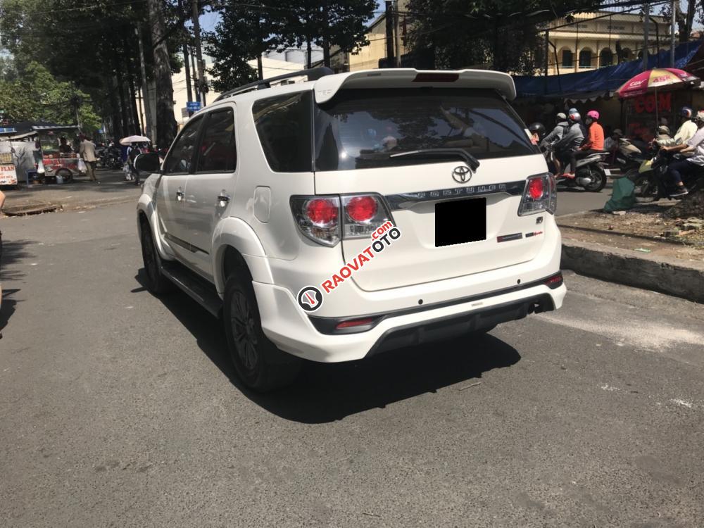 Cần bán gấp Toyota Fortuner đời 2015, màu trắng, xe nhập giá cạnh tranh-5