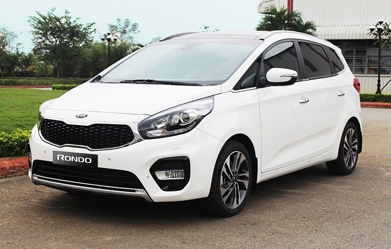 Bán Kia Rondo năm 2017, màu trắng, nhập khẩu, giá tốt-8