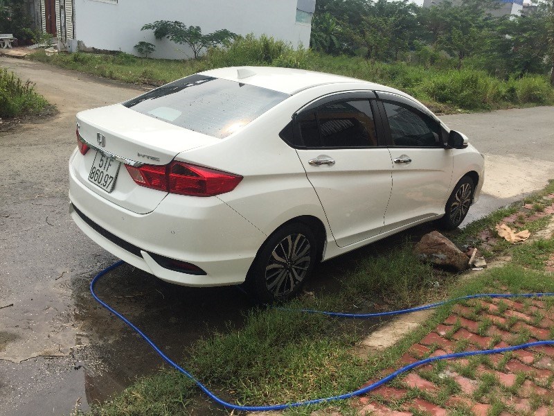 Honda City mẫu mới 07/2017, số tự động, màu trắng, mới chạy lướt  -5