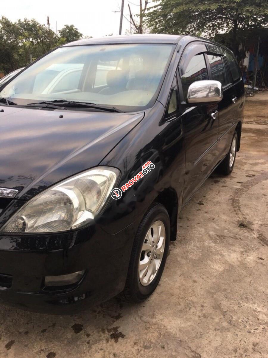 Bán Toyota Innova 2006, màu đen xe gia đình-6