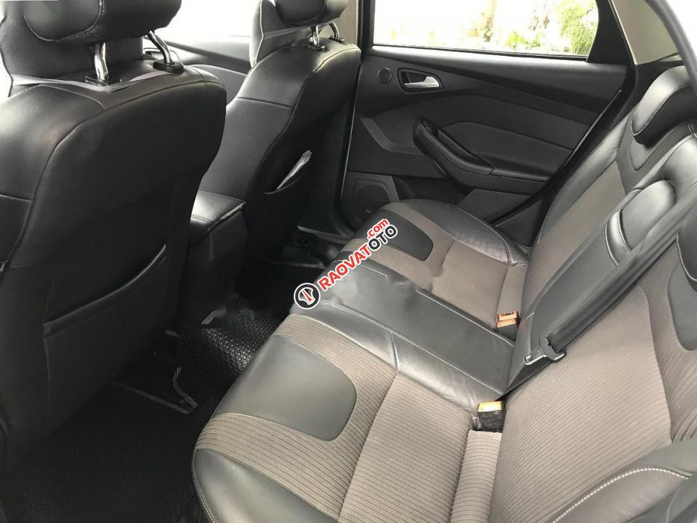 Bán Ford Focus đời 2013, màu bạc số tự động-6