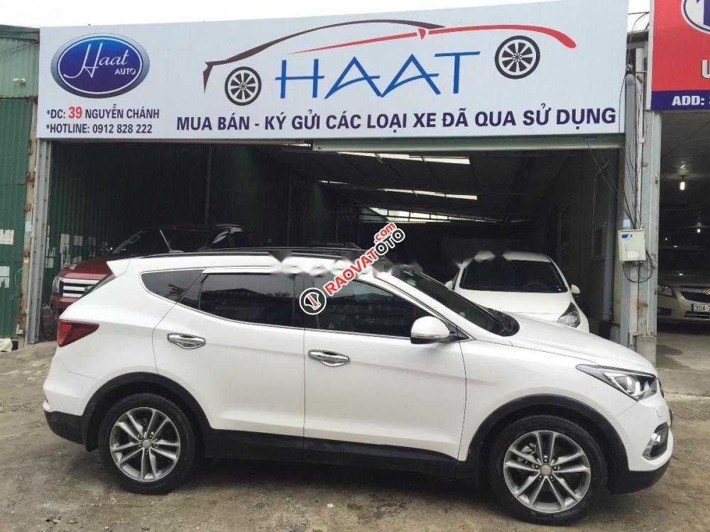 Bán ô tô Hyundai Santa Fe đời 2016, màu trắng số tự động-1