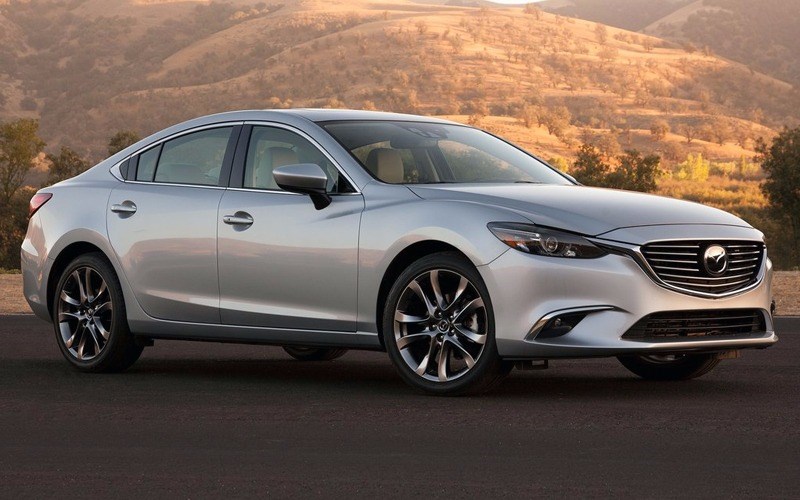 Bán Mazda 6 đời 2017, màu trắng, nhập khẩu -2