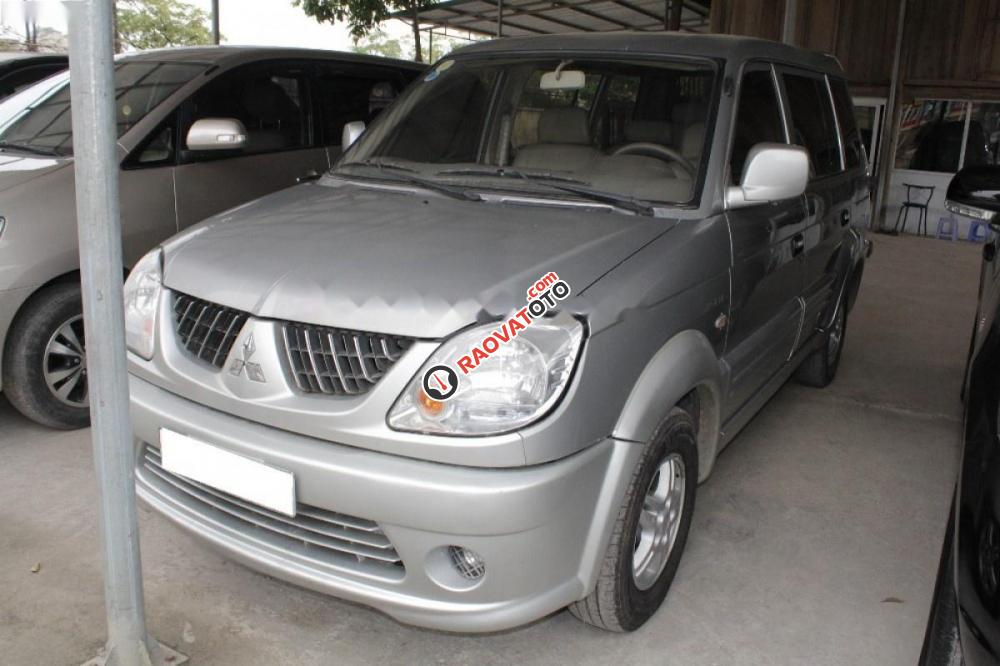 Bán Mitsubishi Jolie năm 2004, màu bạc số sàn-8
