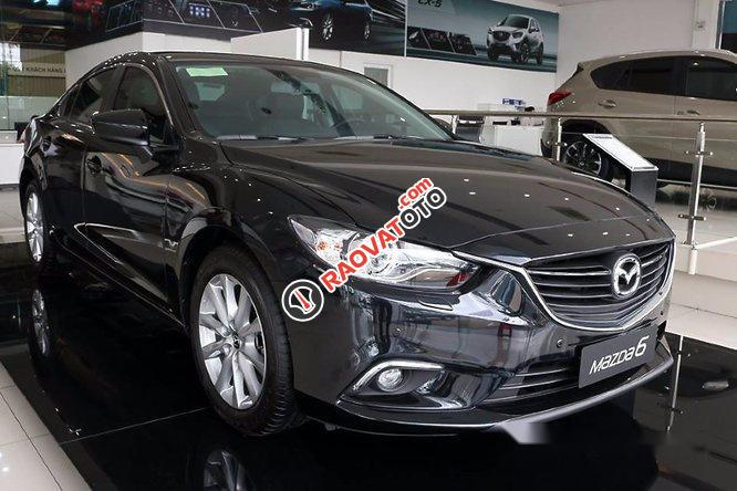 Bán xe Mazda 6 AT Premium đời 2017, màu đen-0