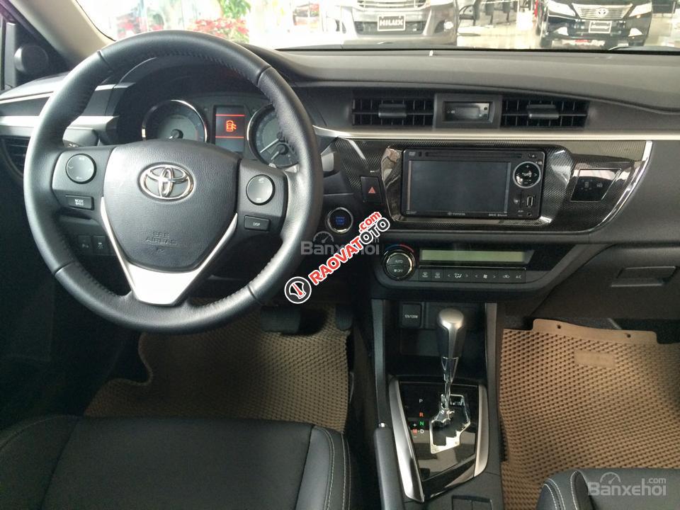 Bán ô tô Toyota Corolla Altis 1.8G (CVT) năm 2018, màu đen, tặng gói hỗ trợ trị giá 30 triệu, LH em Hùng 0911.404.101-7