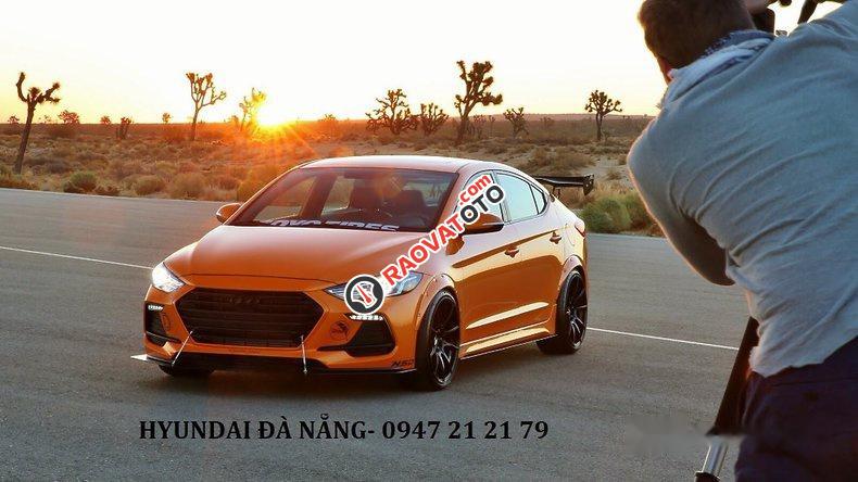 Bán Hyundai Elantra 2017 giá cạnh tranh-1