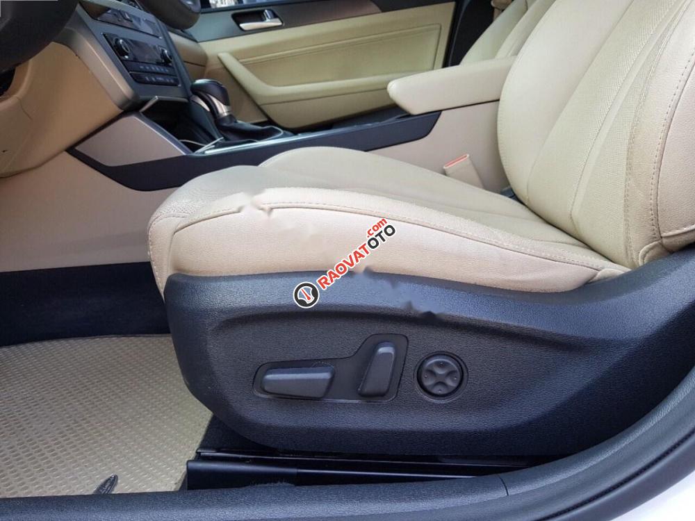 Cần bán xe Hyundai Sonata đời 2015, màu trắng, nhập khẩu nguyên chiếc, giá 810tr-3