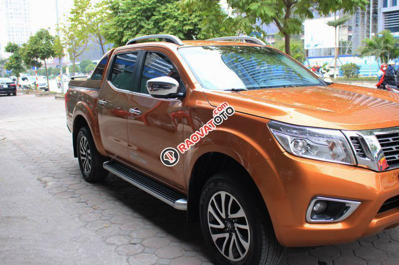 Bán Nissan Navara NP300 2.5VL AT 4WD đời 2015, màu vàng, xe nhập, giá chỉ 645 triệu-3