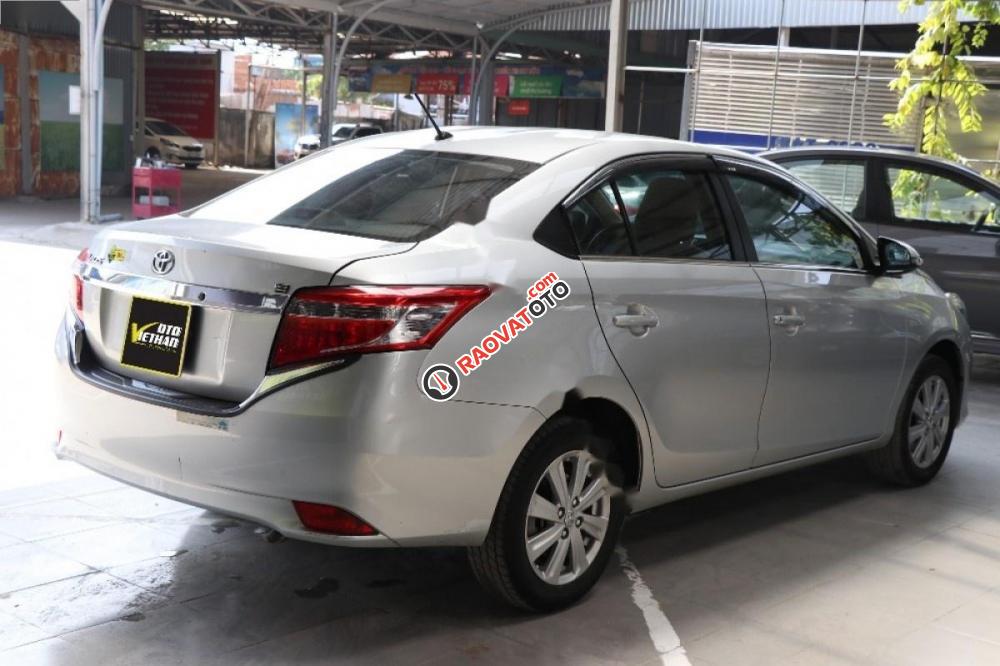 Bán xe Toyota Vios 1.5E MT đời 2016, màu bạc giá cạnh tranh-4