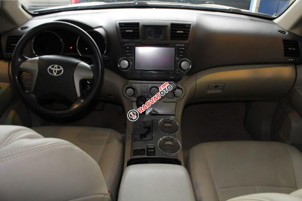 Cần bán Toyota Highlander LE 2.7 đời 2014, màu xám, nhập khẩu nguyên chiếc-9