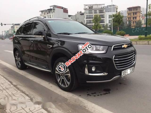 Bán xe Chevrolet Captiva Revv đời 2016, màu đen như mới-1