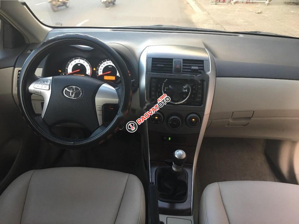 Cần bán xe Toyota Corolla altis đời 2013, xe gia đình, 520 triệu-3