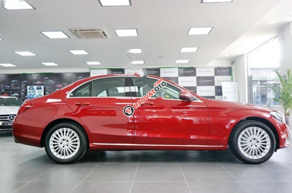 Bán ô tô Mercedes C250 Exclusive đời 2016, màu đỏ-3