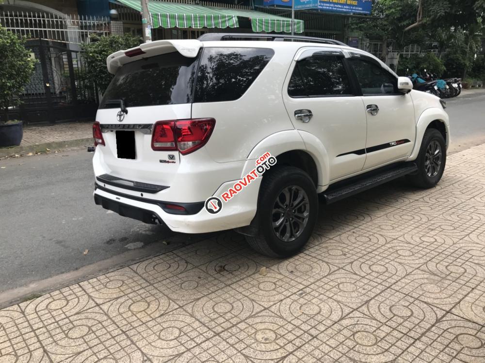 Cần bán Toyota Fortuner 2014, màu trắng, nhập khẩu nguyên chiếc chính chủ giá cạnh tranh-2