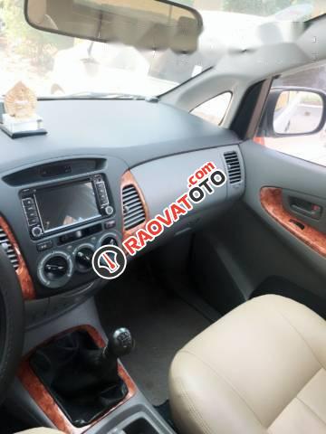 Bán gấp Toyota Innova đời 2007, màu trắng, 250tr-5